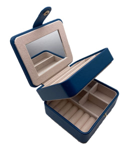 The Overnighter Self Reflection Jewelry Case